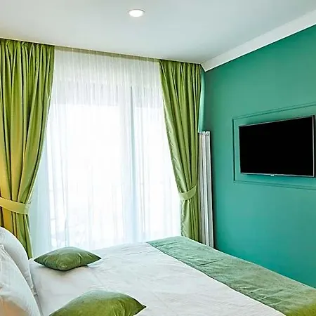 Azaleea Nord Hotel Mamaja