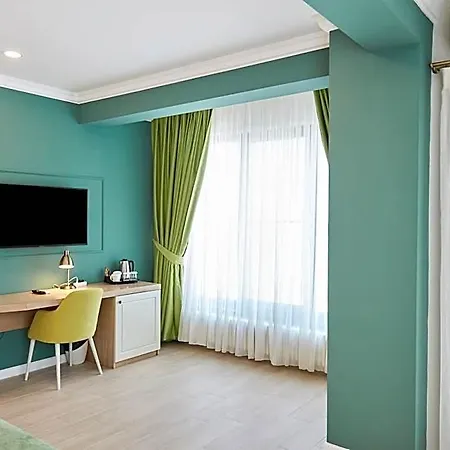 Azaleea Nord Hotel Mamaja
